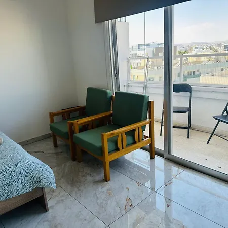 Rooms, 500m To Marina * Larnaca