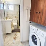 Rooms, 500m To Marina * Larnaca