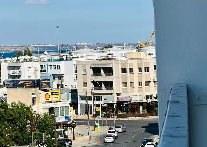 Rooms, 500m To Marina * Larnaca